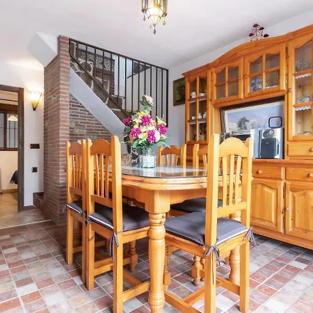 Holiday home Tranquil In With Private Swimming Pool *
